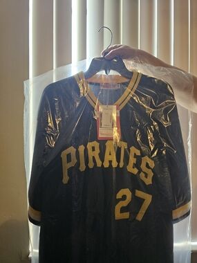 Mitchell & Ness Black and Gold Pirates Youth Jersey Tee